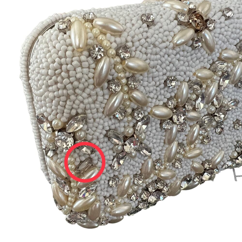 From St Xavier Diamante Vine Box Clutch in Ivory (flawed) NWOT - Picture 8 of 9